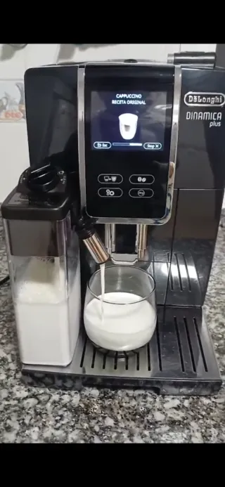 Cafetera Delonghi Dinamica Plus