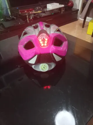 Casco de bici Crivit plateado y rosa