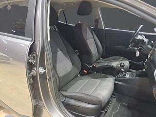 Kia Stonic 1.2 DPi 62kW (84CV) Concept