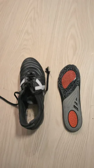 Zapatillas Fútbol Munich Tacos Negras Blancas