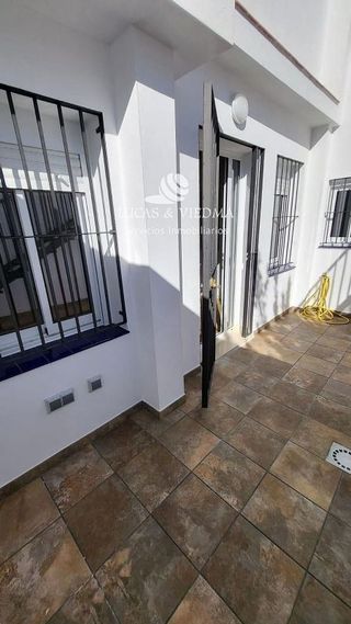 Casa adosada en venta en Las Almenas en Tomares