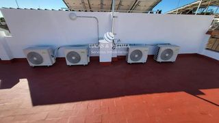 Casa adosada en venta en Las Almenas en Tomares