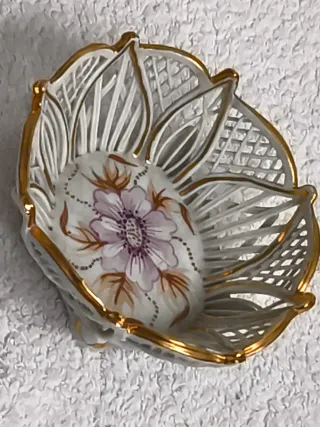 JOYERO "CAMINA" CERÁMICA ANTIGUA FILO DORADO.