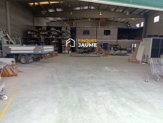 Nave industrial en venta en Alcarràs