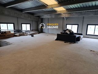 Nave industrial en venta en Alcarràs