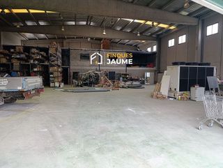 Nave industrial en venta en Alcarràs