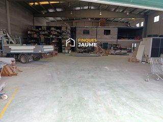 Nave industrial en venta en Alcarràs