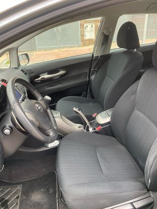 Toyota Auris 2008 AUTOMATICO Pegatina C