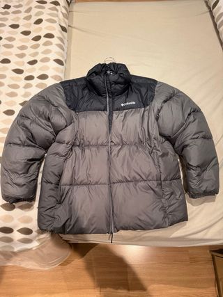 Plumífero Columbia Negro y Gris Talla M