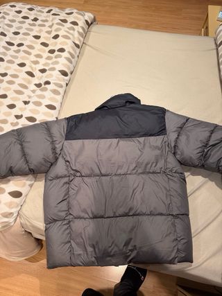 Plumífero Columbia Negro y Gris Talla M