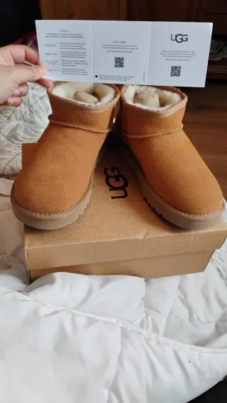 Botas UGG Mini Marrones Talla 40