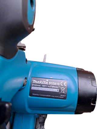 Sega Circolare Makita BSS610Z LXT con disco