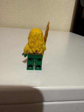 Minifigura Lego Aquaman con Tridente