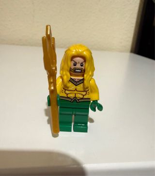 Minifigura Lego Aquaman con Tridente