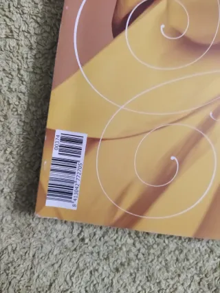 Vogue mayo 2019 Emilia Clarke ( juego de tronos)