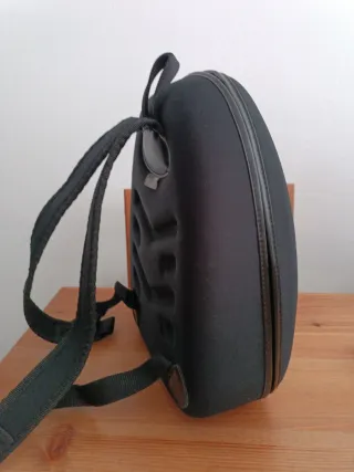 Mochila pequeña NKI negra