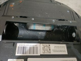 - Cecotec Robot Aspirador y Friegasuelos Conga P