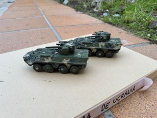2 BTR-4 Ucranianos Bolt Action 28mm