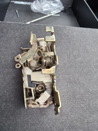 Mercedes-Benz eVito 2002