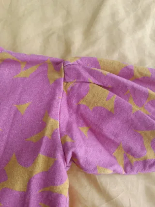 Sudadera Mala Madre flores rosa y amarillo