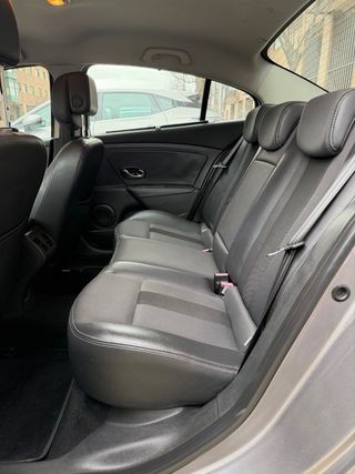 Renault Fluence 2013