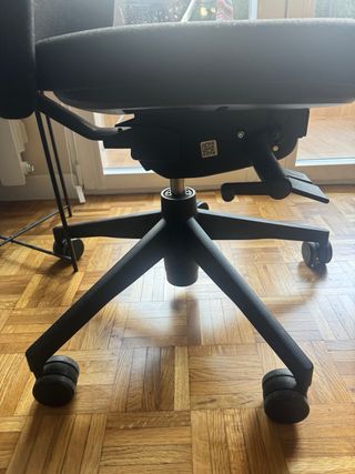 Silla de oficina negra