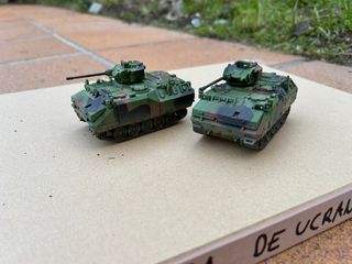 2 YPR 765 Ucranianos Bolt Action 28mm