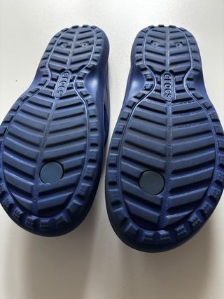 Chanclas Crocs azules