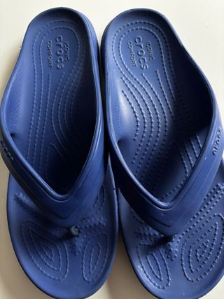 Chanclas Crocs azules