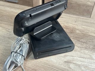 Nintendo Wii U Negra Premium con Base