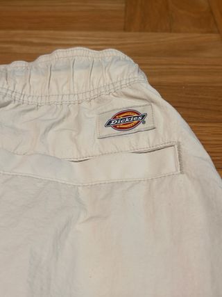 Falda Dickies 2 en 1 Blanca