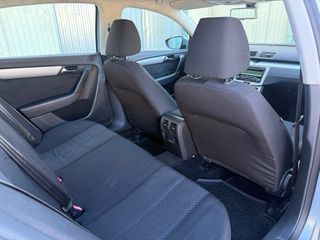 Volkswagen Passat 2011