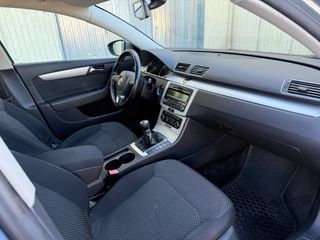 Volkswagen Passat 2011