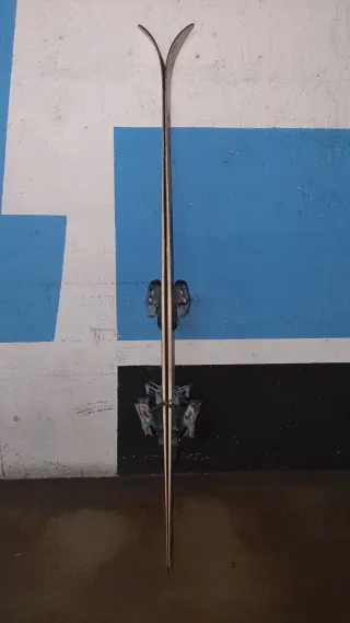 Esquís Tyrolia 165 cm