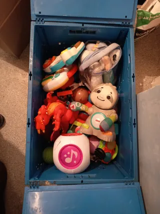 Lote de juguetes infantiles