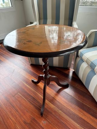 MESA ANTIGUA DE MADERA