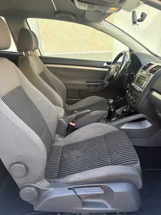 Volkswagen Golf 1.9TDI 105cv