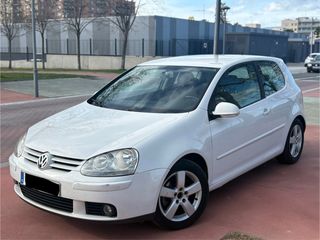 Volkswagen Golf 1.9TDI 105cv