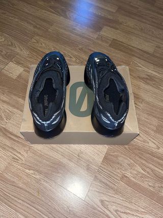 Adidas Yeezy Boost 700 V3 Alvah 43