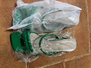 Sandalias verdes de verano