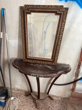 Mueble de entrada vintage con espejo