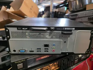 Ordenador HP Negro Compacto