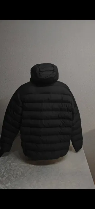 Plumífero Adidas Negro con Rayas