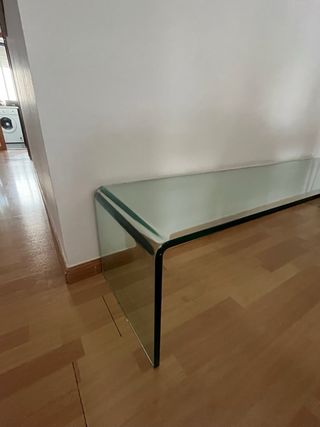 Mesa de cristal moderna