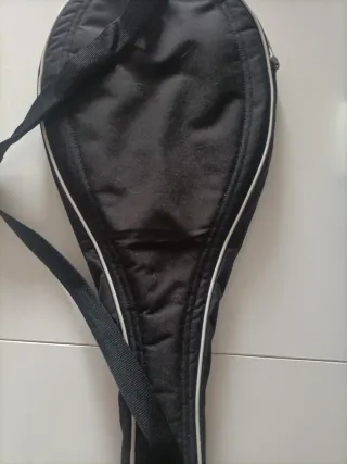 Raqueta de Tenis Azul.