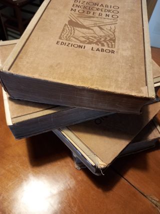 Dizionario Enciclopedico moderno labor 1942
