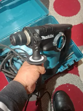 Martillo Rotativo Makita con Maletín