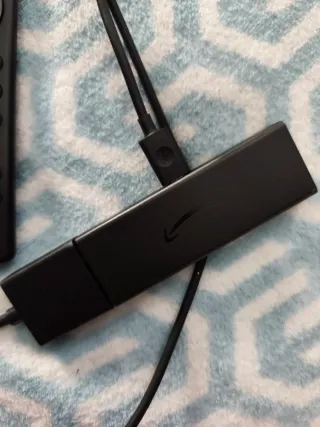 Amazon Fire TV Stick con Mando