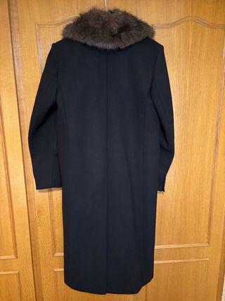 Abrigo Mango largo lana negro cuello extraíble