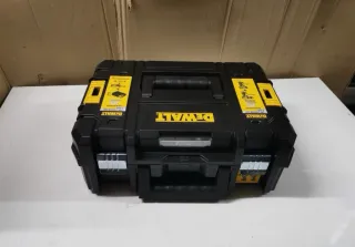 Maletin Dewalt tstak II con inserto